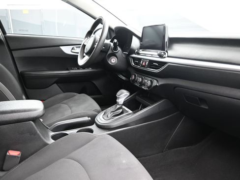 Used 2024 Kia Forte LX FWD image 26