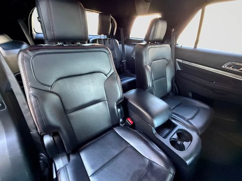 Used 2019 Ford Explorer Sport AWD/4WD image 19