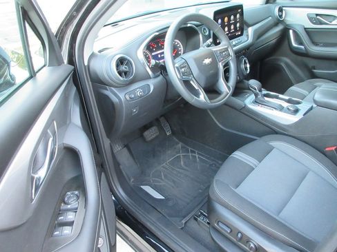 Used 2024 Chevrolet Blazer LT w/ Convenience Package FWD image 12