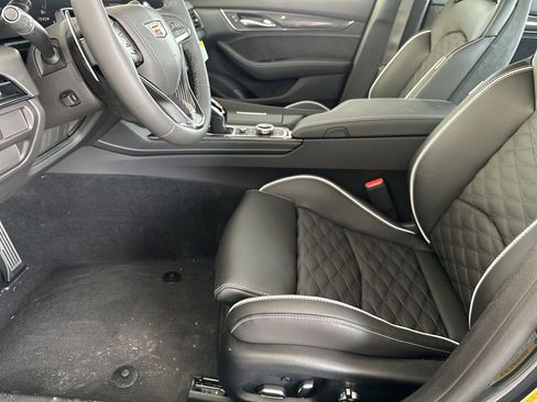 New 2026 Cadillac CT5 V image 11