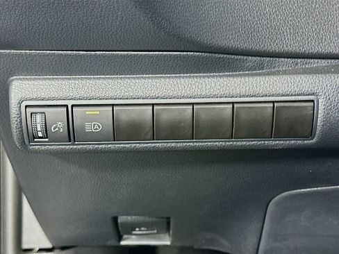 Used 2024 Toyota Corolla SE FWD image 10