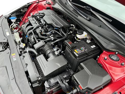 Used 2023 Hyundai Elantra SEL FWD image 30