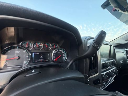 Used 2018 GMC Sierra 1500 SLE w/ Black Pack AWD/4WD image 17