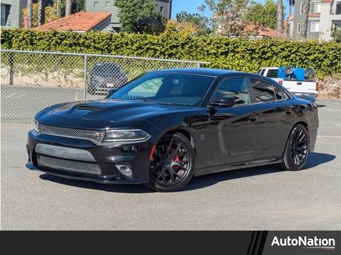 Used 2017 Dodge Charger R/T Scat Pack w/ Beats Audio Group image 1