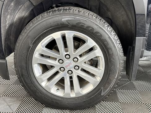 Used 2018 GMC Canyon SLT image 36