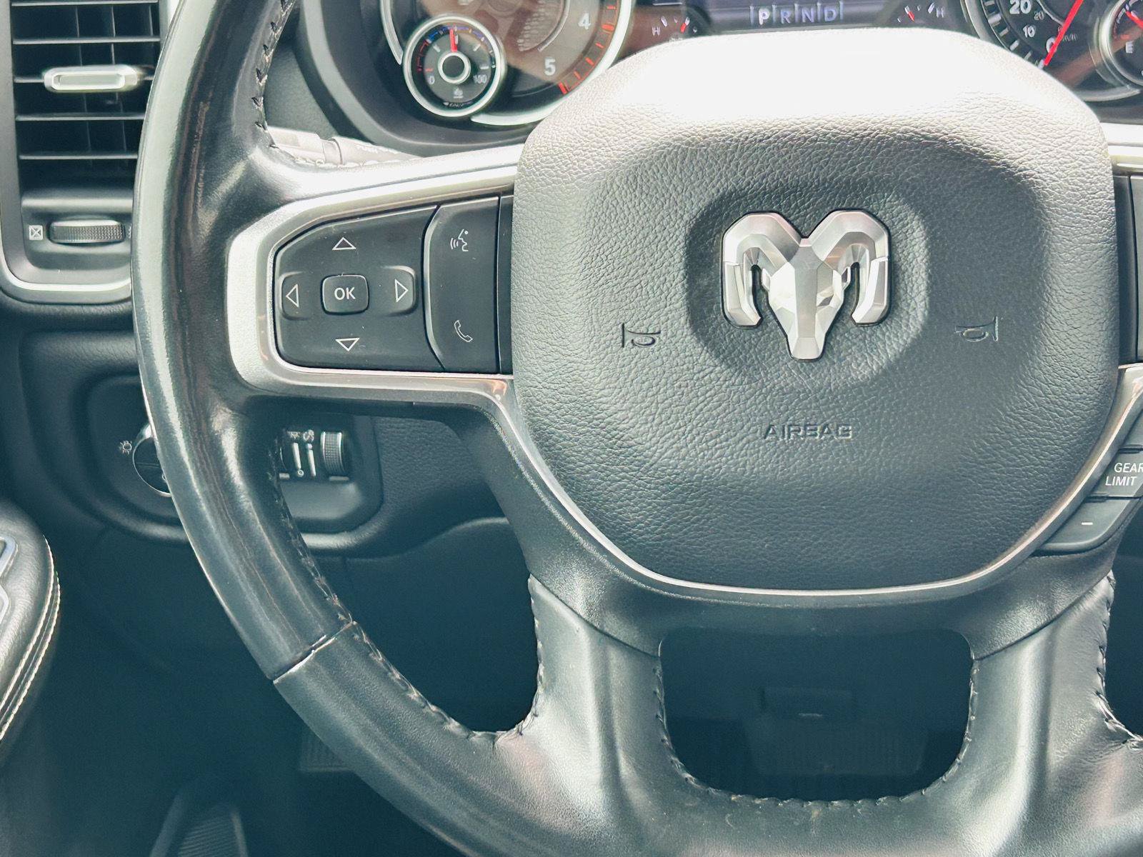 Used 2023 RAM 3500 Laramie AWD/4WD image 19