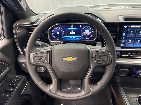 New 2026 Chevrolet Silverado 1500 High Country w/ Technology Package AWD/4WD image 39