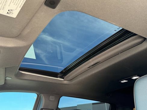 Certified 2025 Chevrolet Silverado 1500 High Country w/ Technology Package image 26