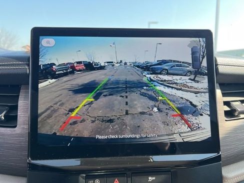 Used 2024 Ford Expedition Limited image 20