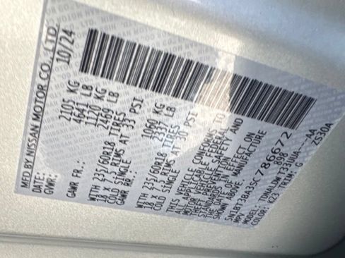 Used 2025 Nissan Rogue SV FWD image 25