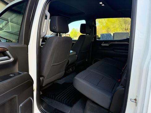 Used 2022 GMC Sierra 1500 Elevation AWD/4WD image 32