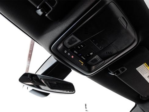 Used 2017 Cadillac XT5 Premium Luxury w/ Driver Assist Package image 29