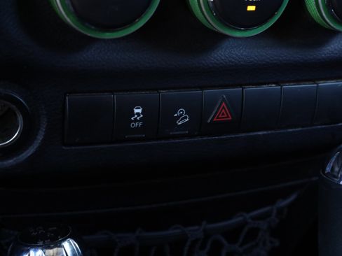 Used 2015 Jeep Wrangler Unlimited Sport w/ Connectivity Group image 30