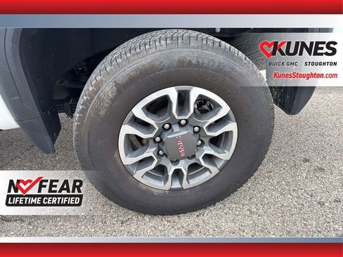 Used 2025 GMC Sierra 3500 SLE w/ SLE Convenience Package AWD/4WD image 18
