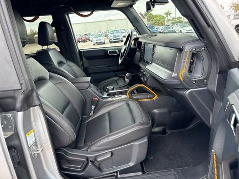 Used 2024 Ford Bronco Badlands image 26
