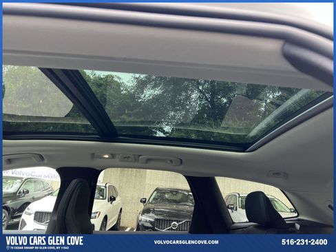 Certified 2024 Volvo XC60 B5 Plus w/ Protection Package Premier image 10