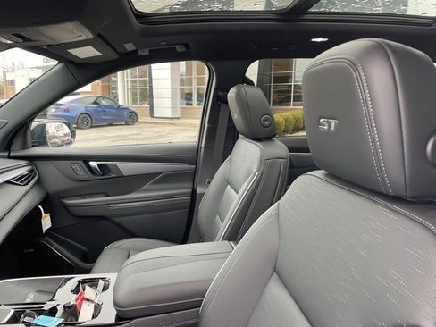 New 2026 Buick Enclave Sport Touring w/ Power Package image 15