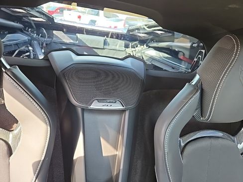 Used 2023 Chevrolet Corvette Stingray Coupe w/ Z51 Performance Package image 33