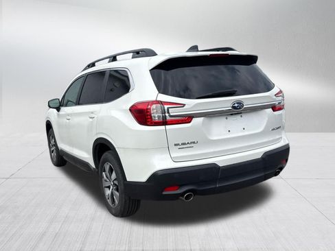 Used 2025 Subaru Ascent Premium AWD/4WD image 12