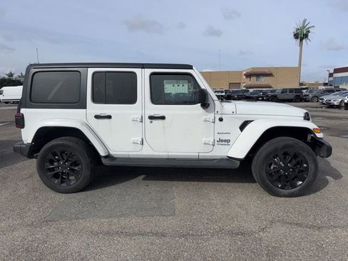 Used 2021 Jeep Wrangler Unlimited Sahara w/ Cold Weather Group image 4