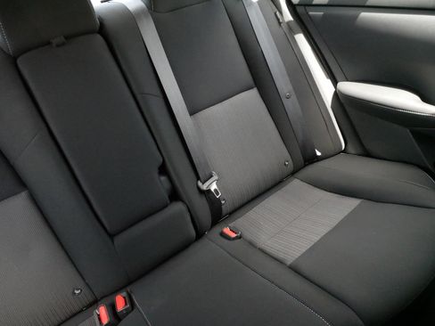 Used 2021 Nissan Sentra SV FWD image 14