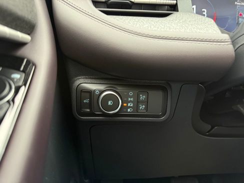 New 2026 Ford Explorer Platinum AWD/4WD image 13