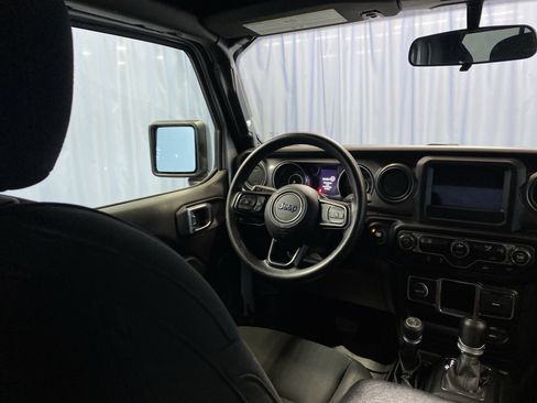 Certified 2022 Jeep Gladiator Sport image 39