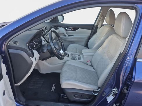 Used 2022 Nissan Rogue Sport SV w/ Technology Package AWD/4WD image 12