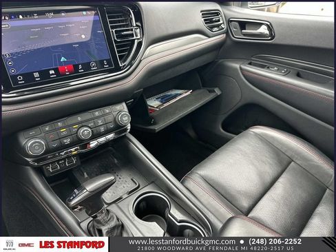 Used 2025 Dodge Durango R/T AWD/4WD image 35