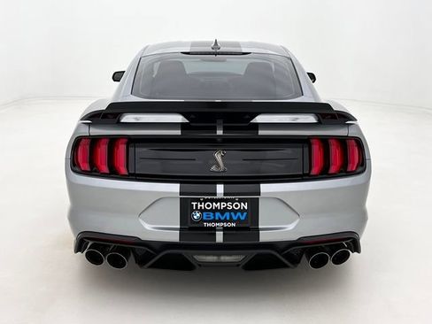 Used 2022 Ford Mustang Shelby GT500 w/ Technology Package RWD image 8