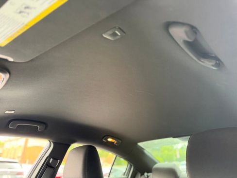 Used 2019 Dodge Charger SXT RWD image 47