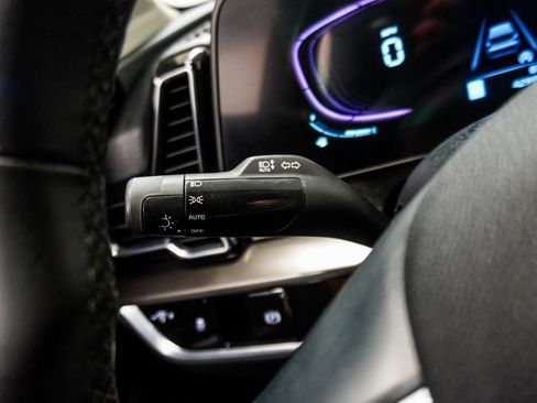 Used 2023 Kia Sportage EX FWD image 18