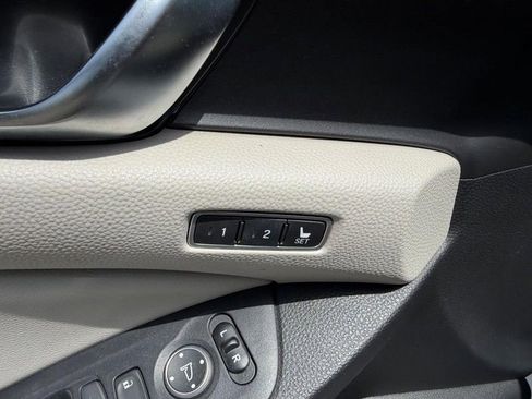 Used 2018 Honda Accord EX-L image 19