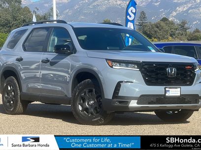 New 2025 Honda Pilot TrailSport