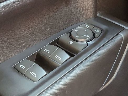 Used 2023 Chevrolet Silverado 1500 Custom image 30
