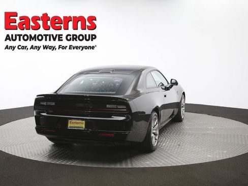 Used 2024 Dodge Charger Daytona Scat Pack w/ Plus Group AWD/4WD image 37