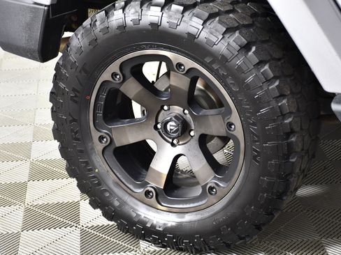 Used 2013 Jeep Wrangler Unlimited Sahara w/ Connectivity Group AWD/4WD image 53