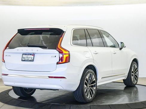 Used 2026 Volvo XC90 B6 Plus w/ Protection Package AWD/4WD image 5