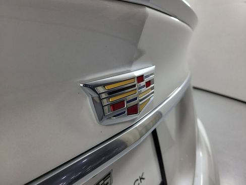 Used 2023 Cadillac CT5 Sport RWD image 7
