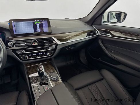 Used 2023 BMW 530i xDrive w/ Convenience Package image 24