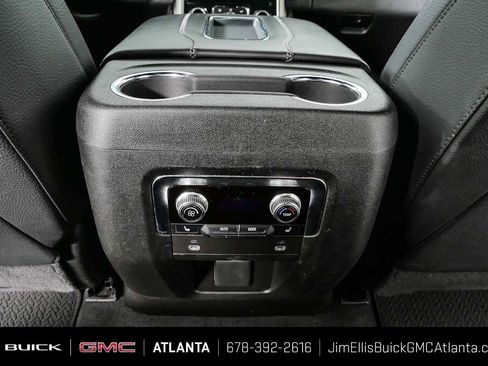 Used 2023 GMC Yukon Denali AWD/4WD image 18