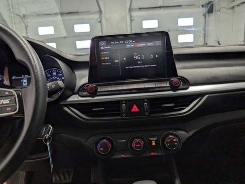 Used 2023 Kia Forte LXS FWD image 30