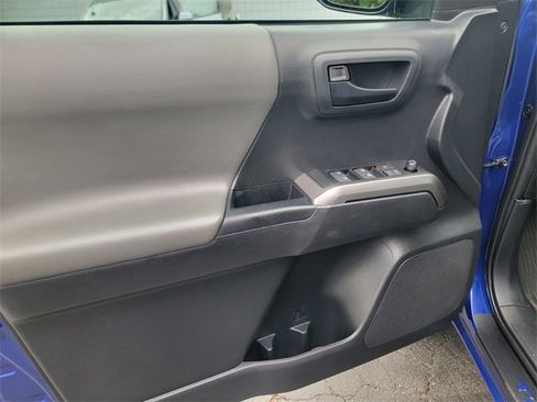 Used 2023 Toyota Tacoma SR5 image 10