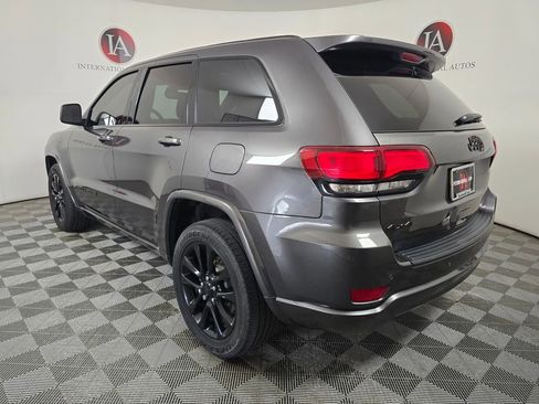 Used 2020 Jeep Grand Cherokee Altitude image 7