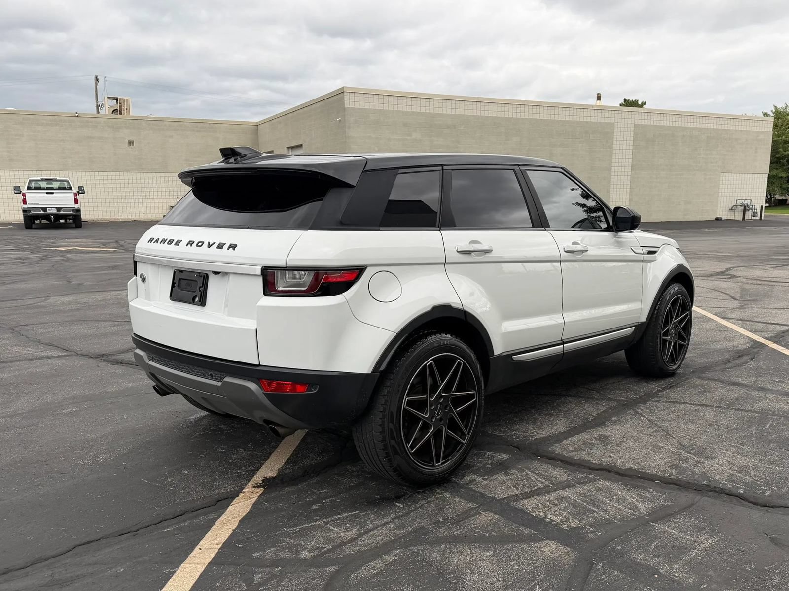 Used 2017 Land Rover Range Rover Evoque HSE AWD/4WD image 5
