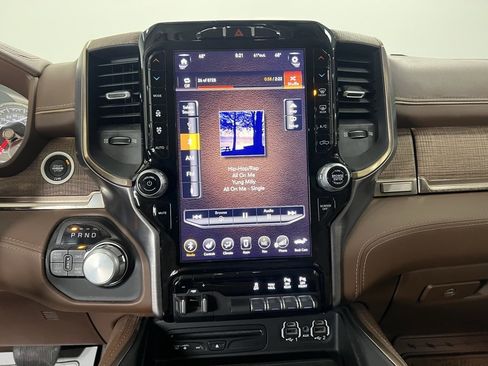 Used 2019 RAM 1500 Laramie Longhorn image 12