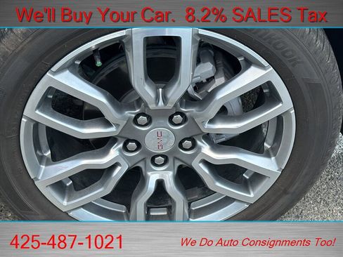 Used 2024 GMC Terrain Denali w/ Denali Premium Package image 11