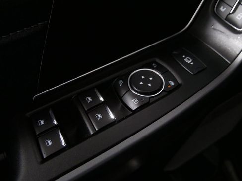 Used 2025 Ford F250 Lariat w/ Chrome Package image 13