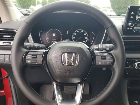 New 2025 Honda Pilot EX-L image 16