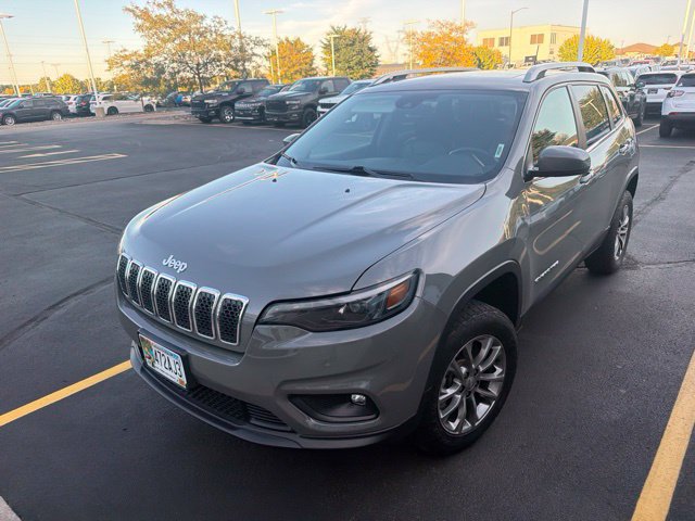 Used 2021 Jeep Cherokee Latitude Lux w/ Sun & Sound Group AWD/4WD image 3